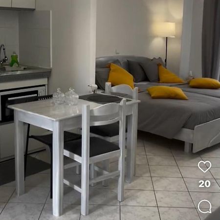 Aleka Kotsi Rooms Igoumenítsa Extérieur photo
